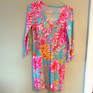 Lilly Pulitzer dress. Size small.